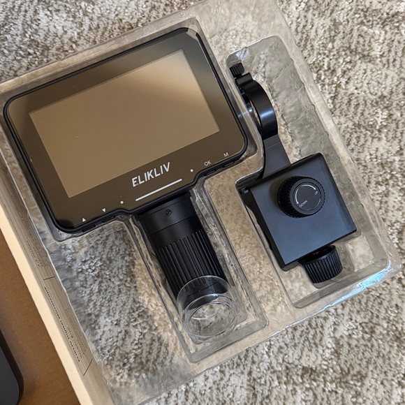 Elikliv Microscope LCD Digital 1000x with 8 Adjustable LED Lights—EDM4 4.3-Inch - Picture 6 of 9